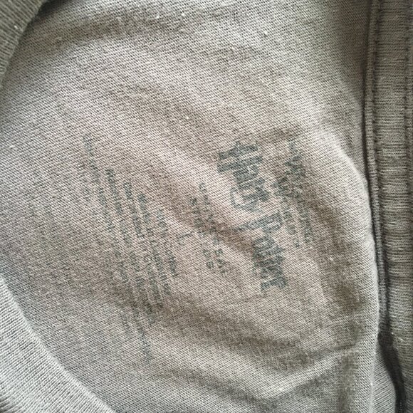 Harry Potter Universal Studios Hogwarts Crest Men's T Shirt Size L Gray Large - Picture 8 of 8